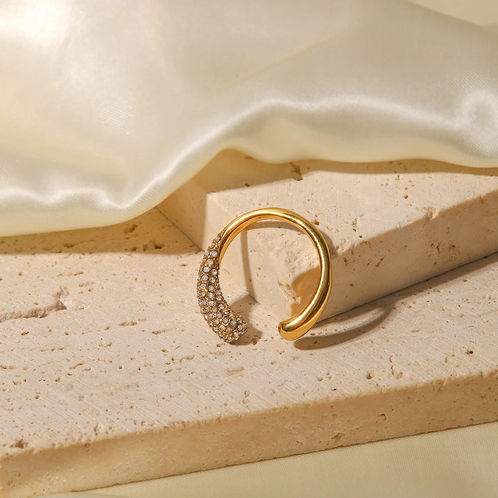 Aileen Ring by Orliza