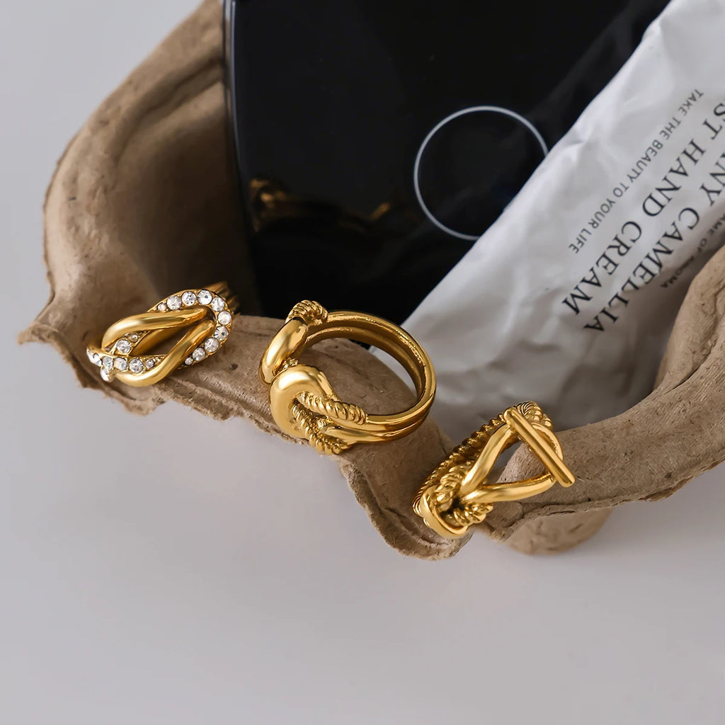 Royalty Ring by Orliza