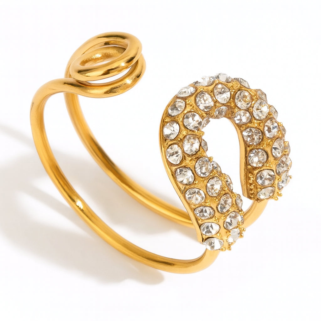 Julia Ring by Orliza