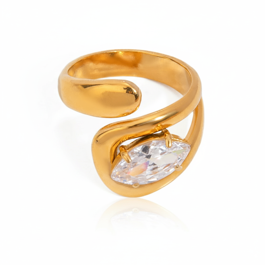 Laurel Ring by Orliza