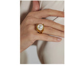 Amaris Ring by Orliza