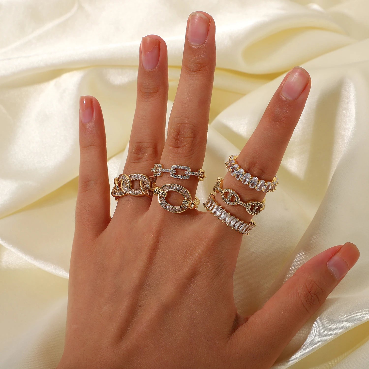 Selene Ring by Orliza