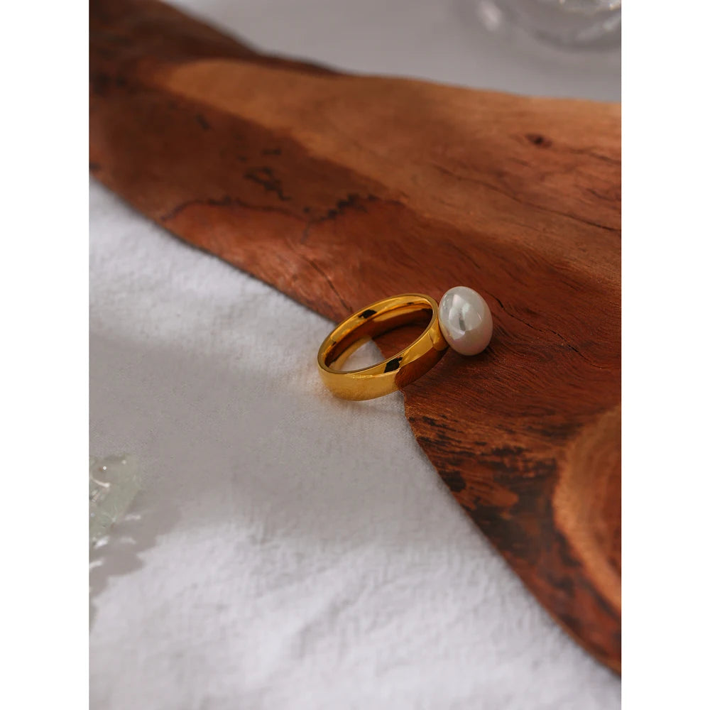 Kaiya Ring by Orliza