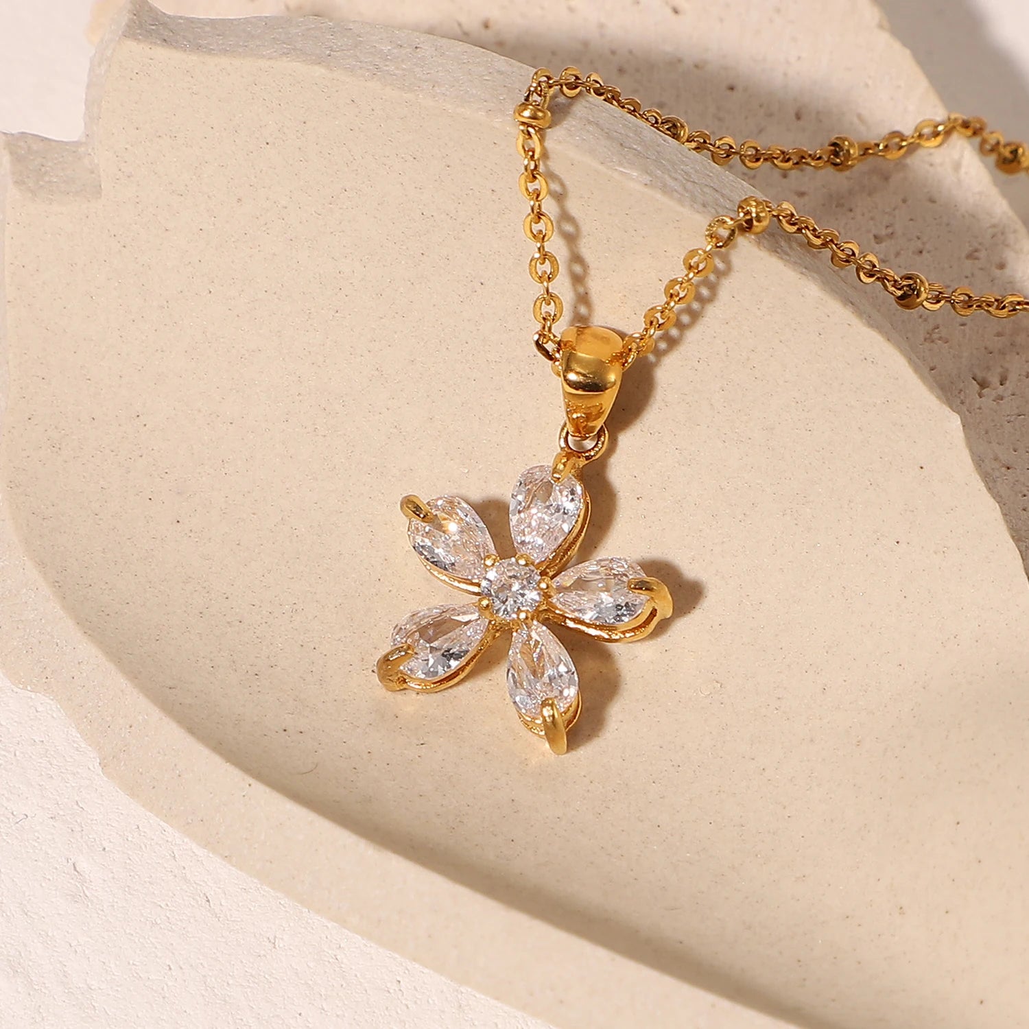 Leilany Necklace by Orliza