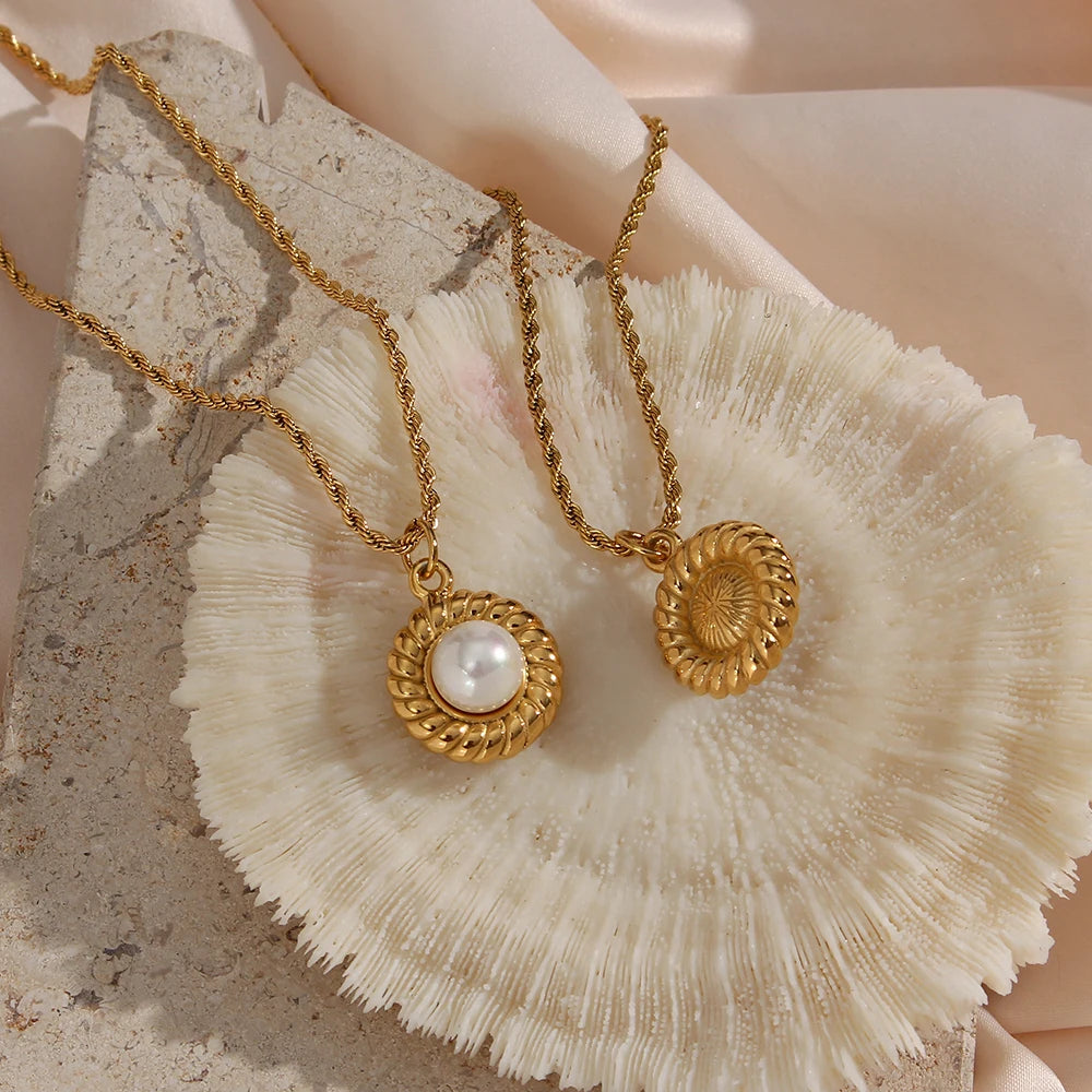Ryle Necklace by Orliza
