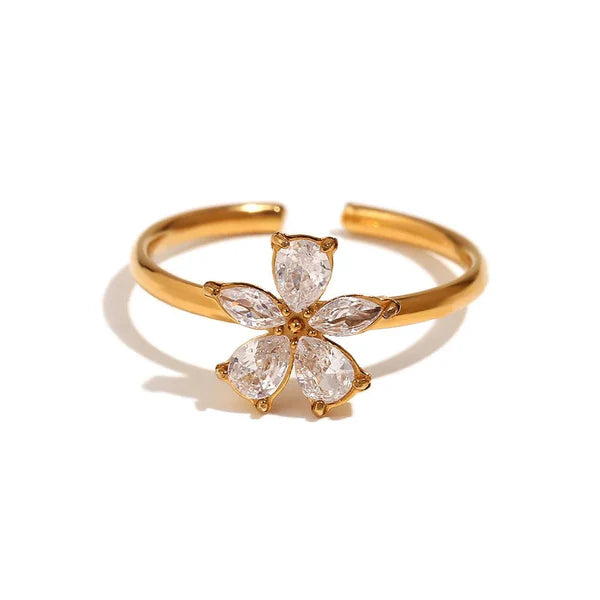 Luciana Ring by Orliza