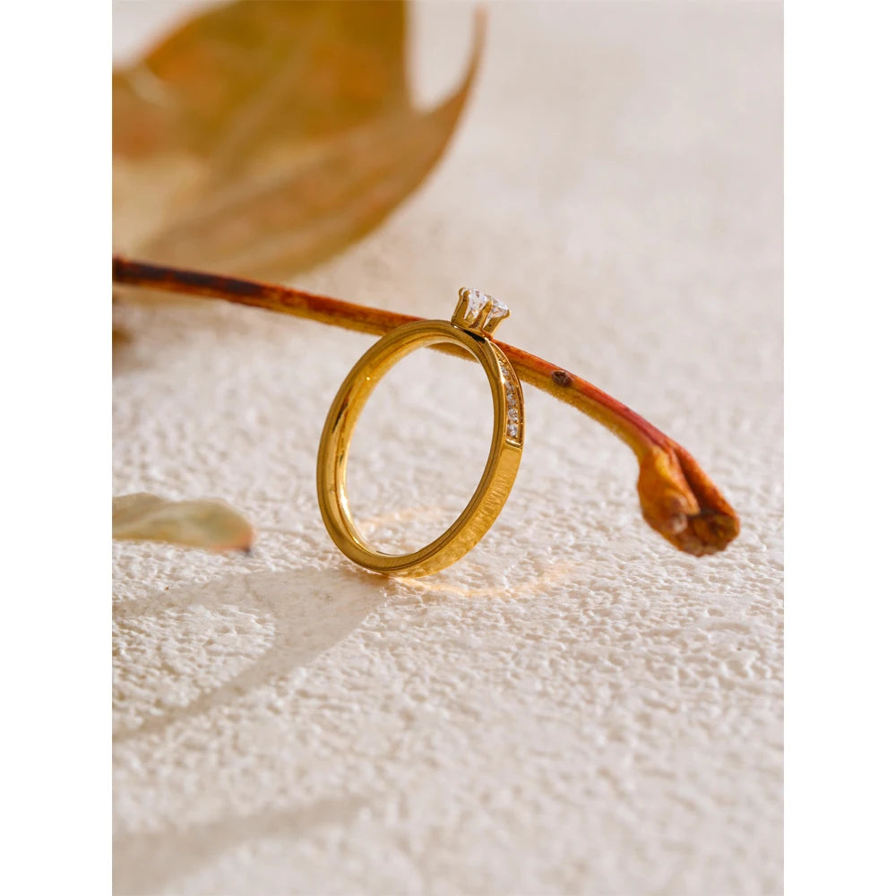 Ivey Ring by Orliza