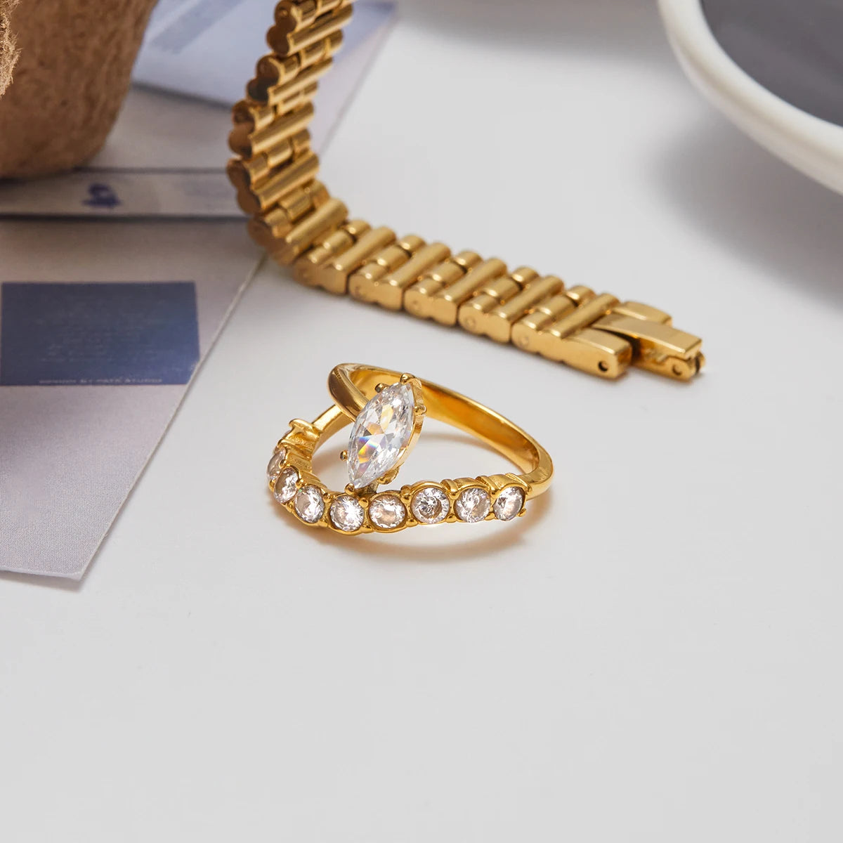 Liorar Ring by Orliza