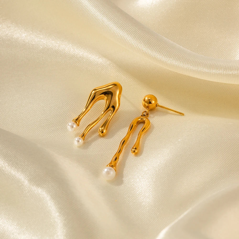 Danielle Earrings by Orliza