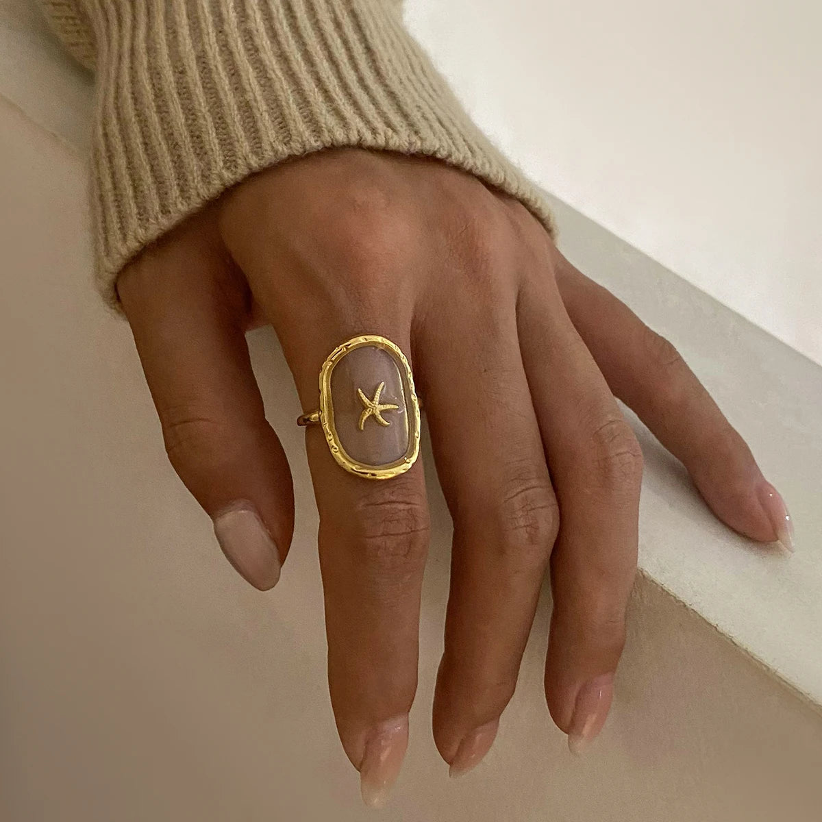 Wren Ring by Orliza