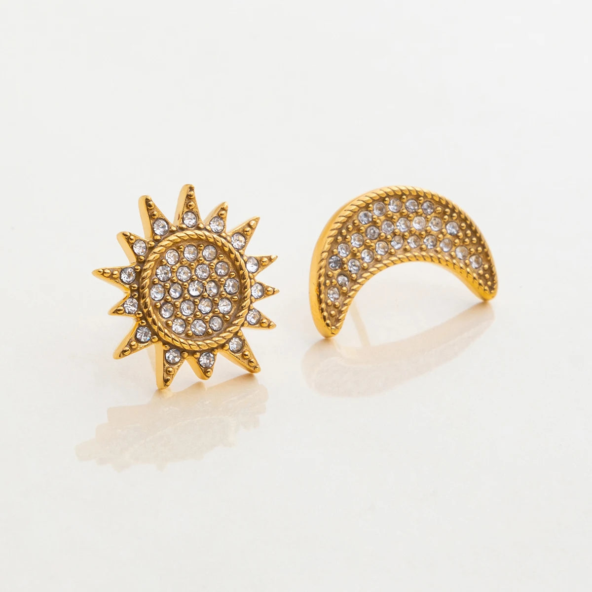 Melanie Earrings by Orliza