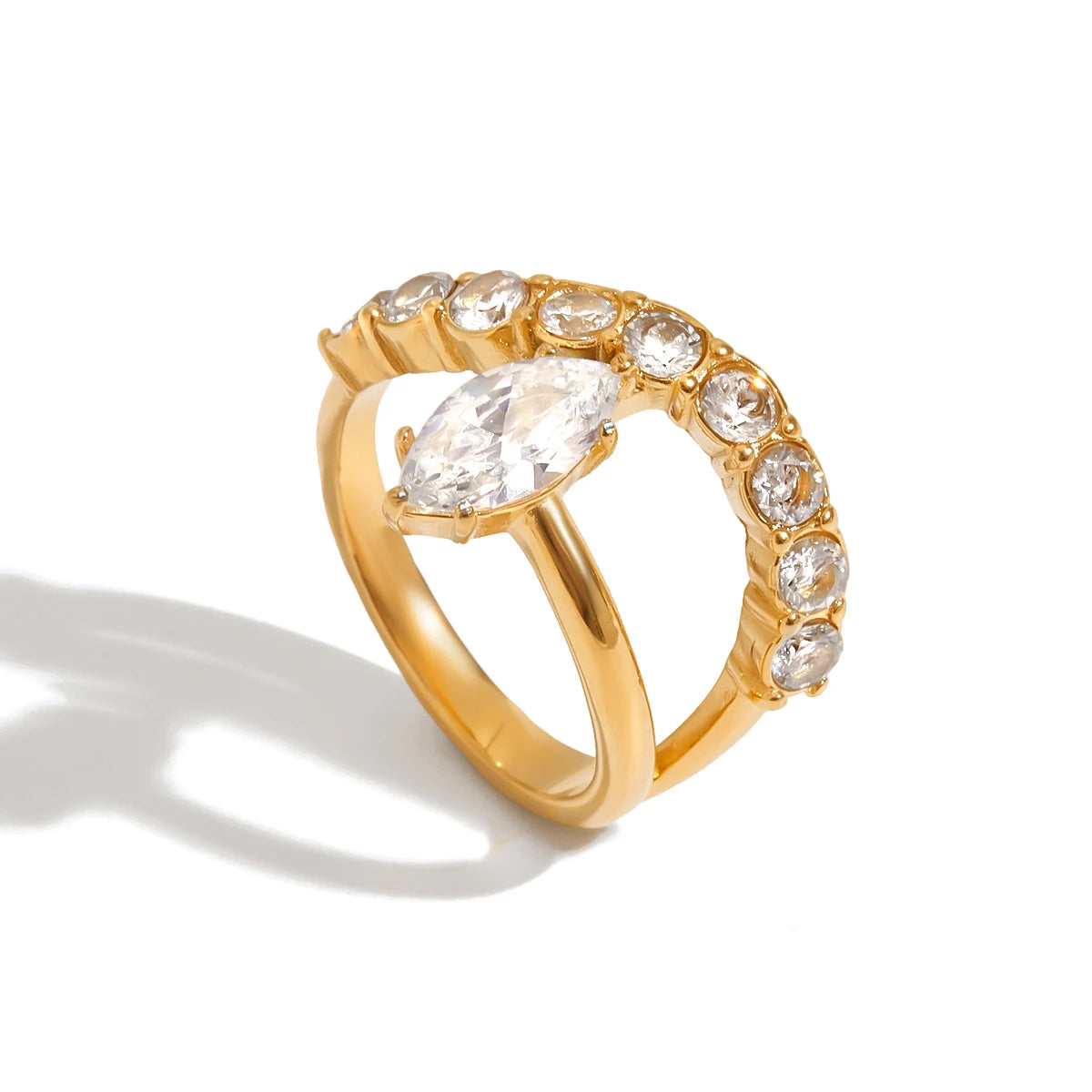 Liorar Ring by Orliza