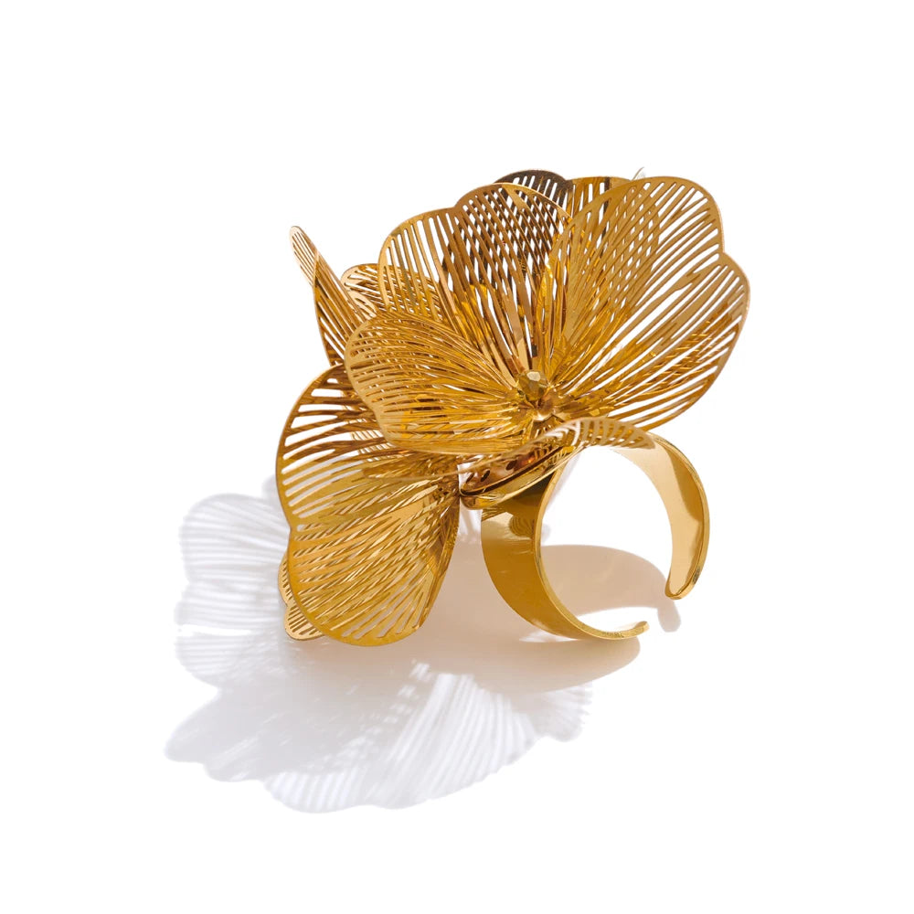 Luella Ring by Orliza