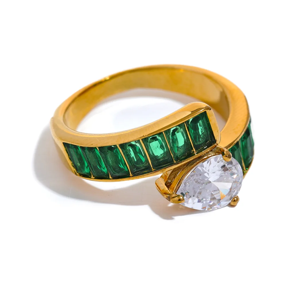 Zainab Ring by Orliza