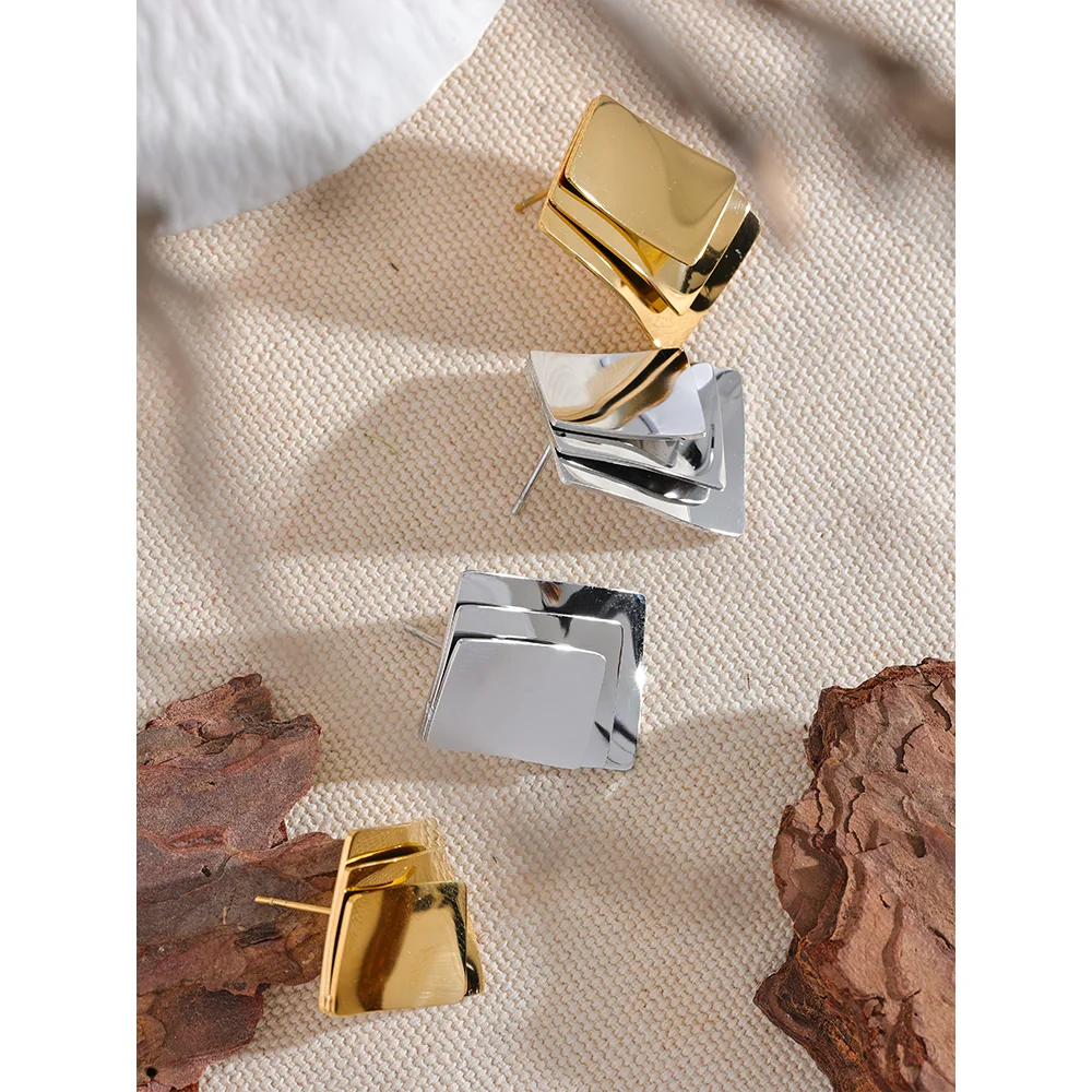 Soleil Earrings by Orliza