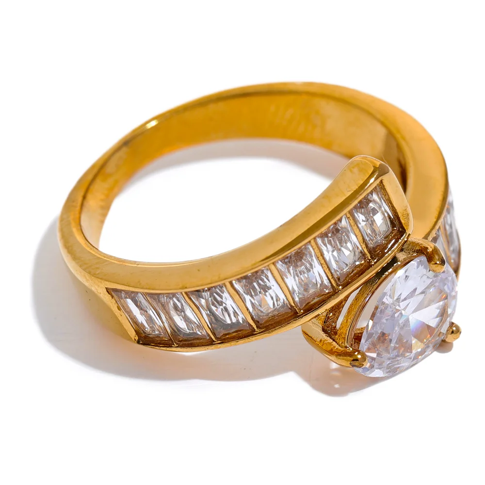Zainab Ring by Orliza