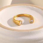 Amy Ring by Orliza