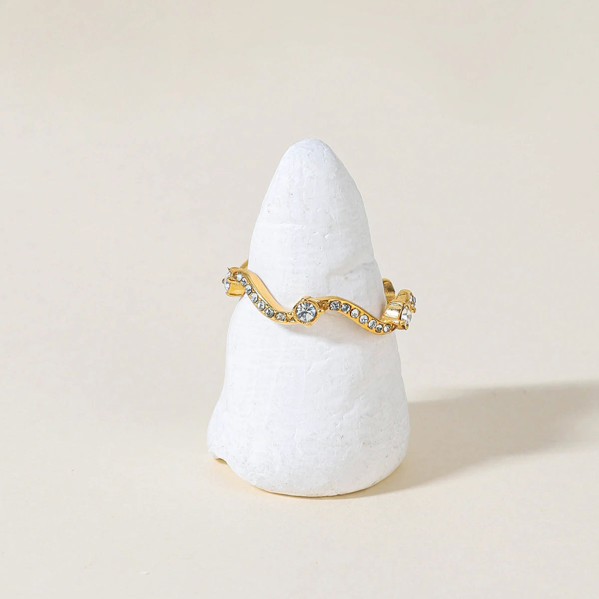 Piper Ring by Orliza