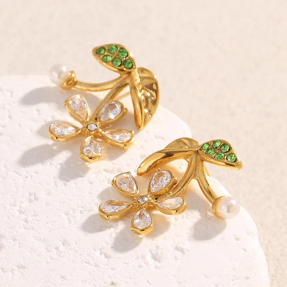 Saylor Earrings by Orliza