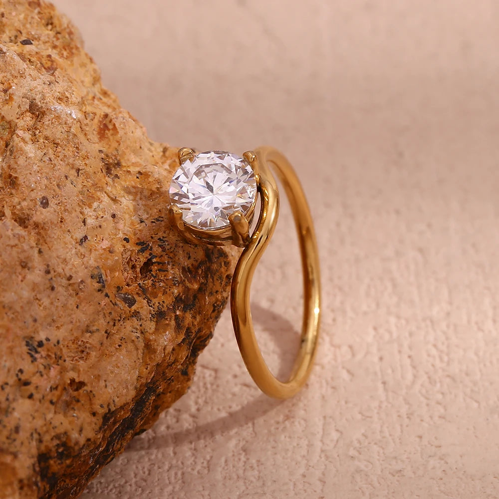 Mabel Ring by Orliza