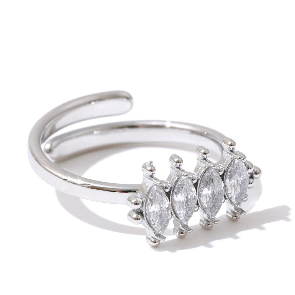 Sloan Ring by Orliza