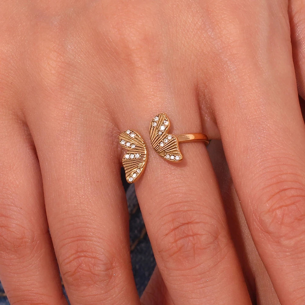 Lola Ring by Orliza