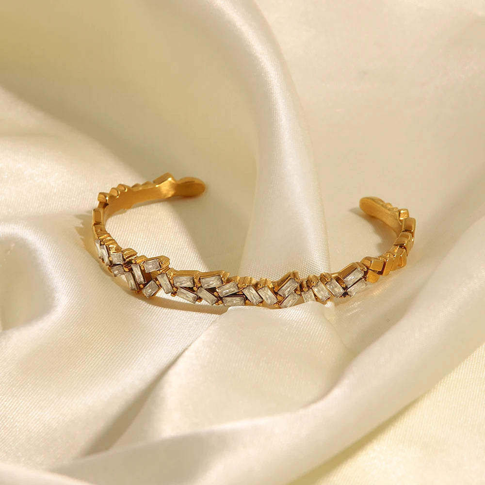 Aurelia Bracelet by Orliza