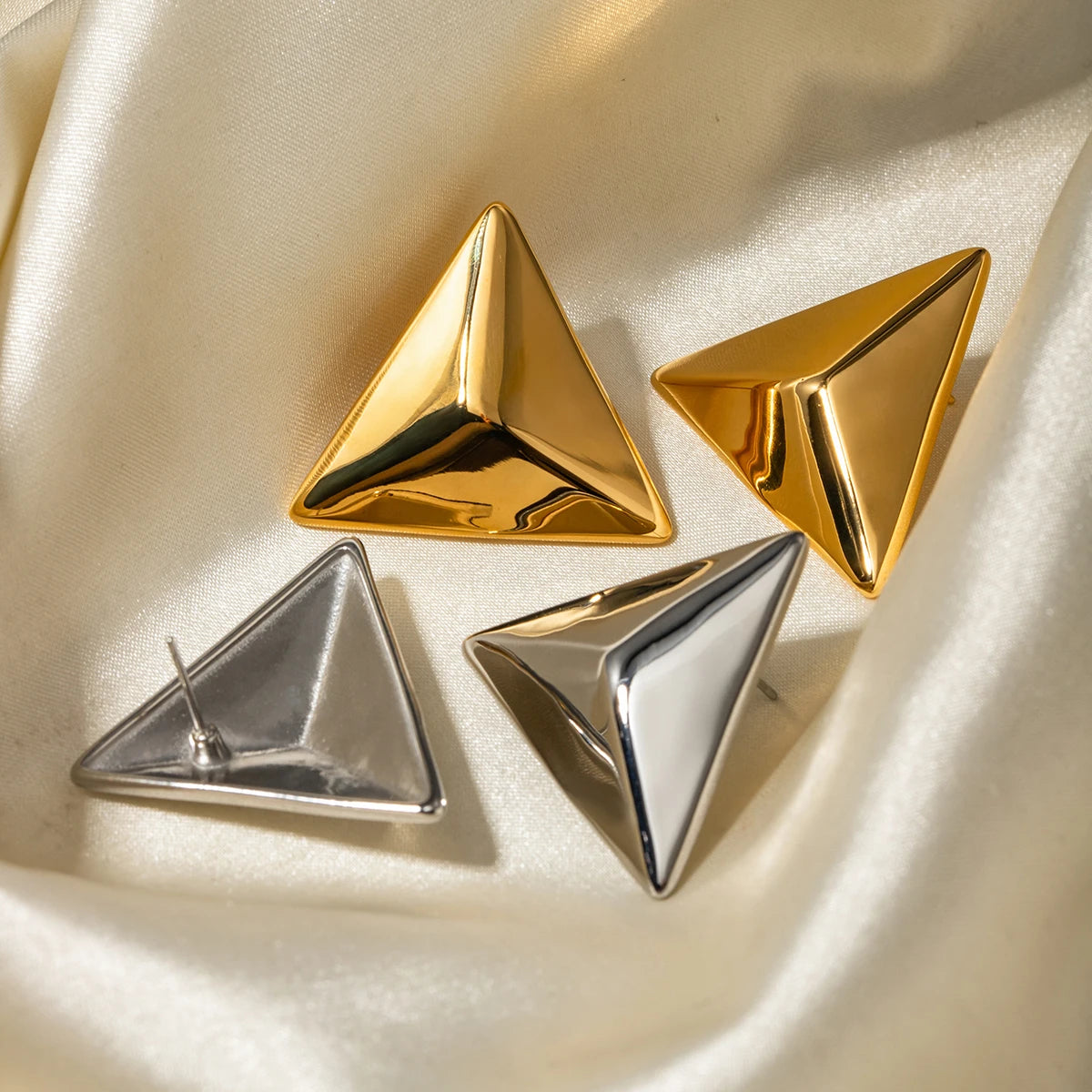 Andrea Earrings by Orliza