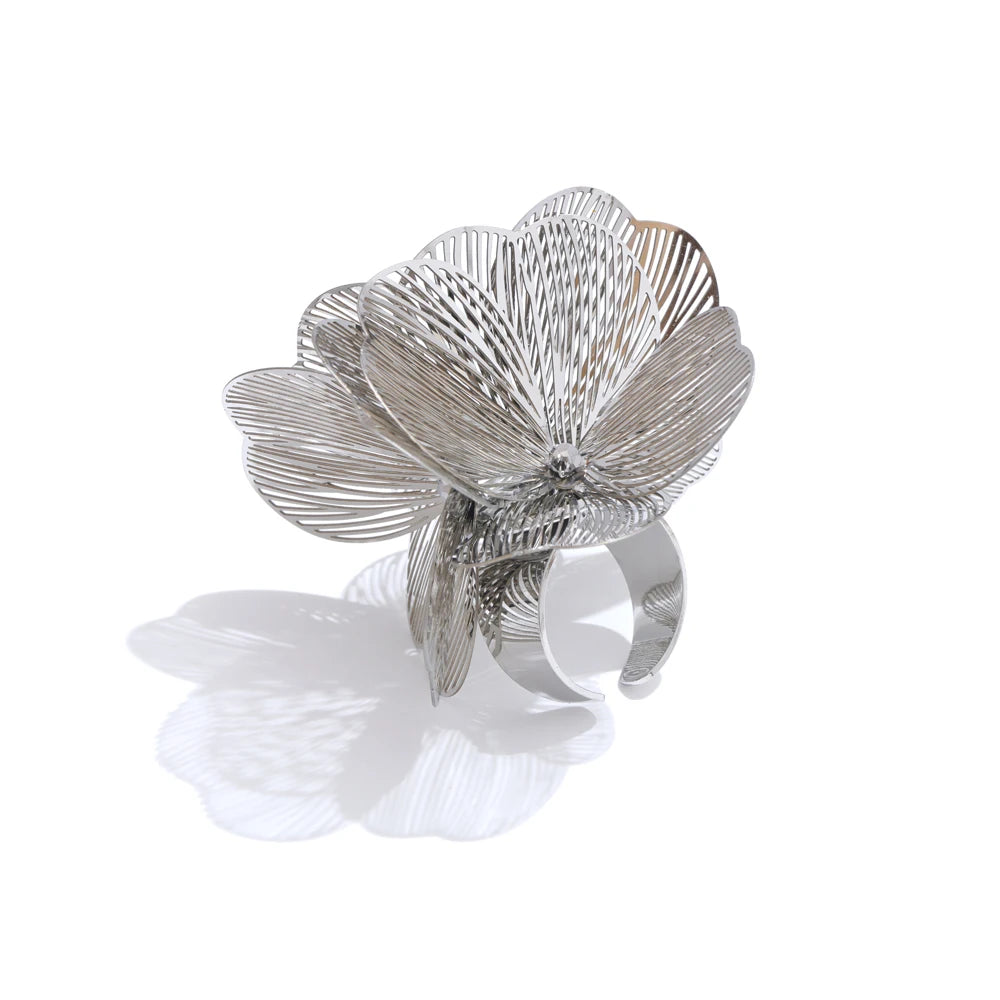 Luella Ring by Orliza