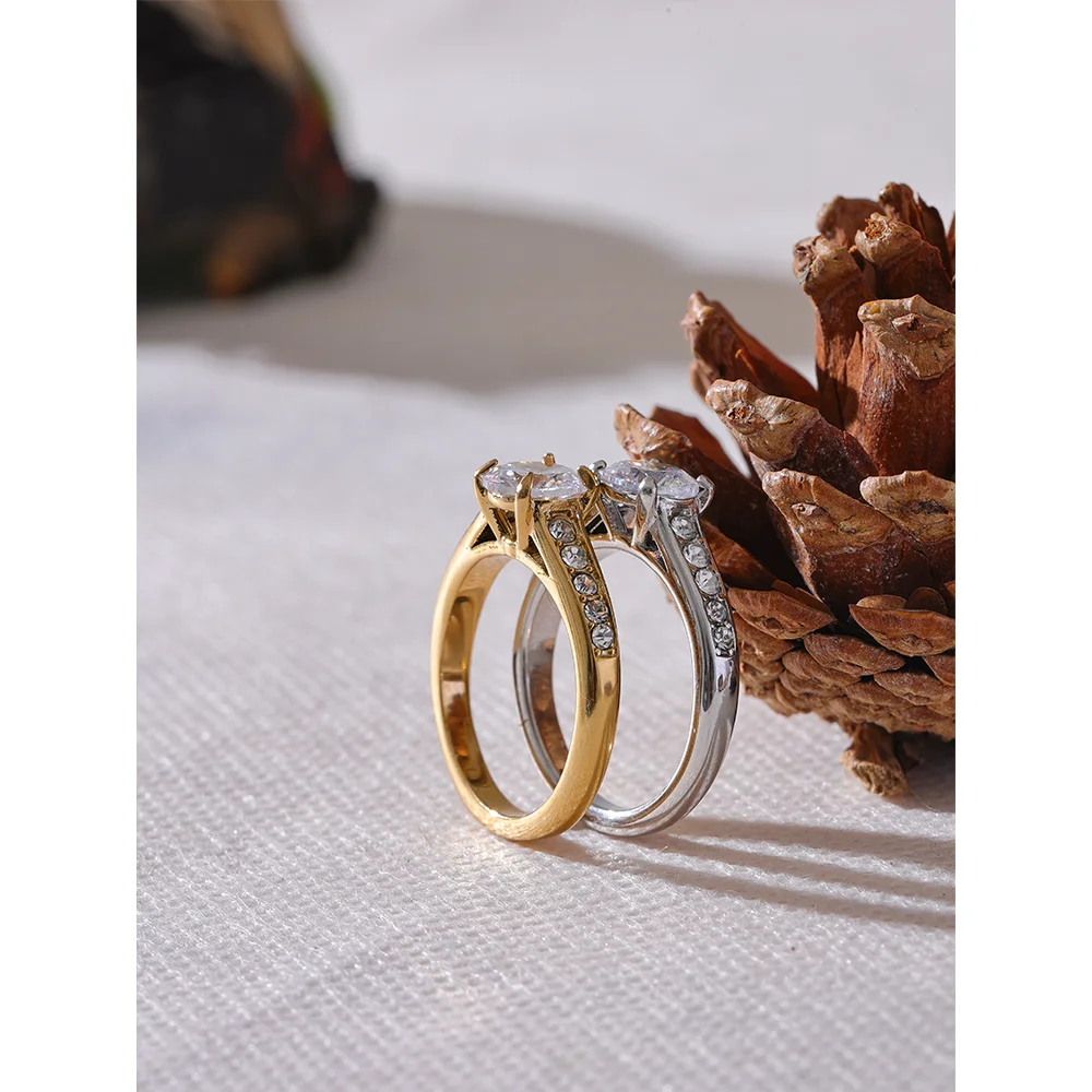 Jaliyah Ring by Orliza