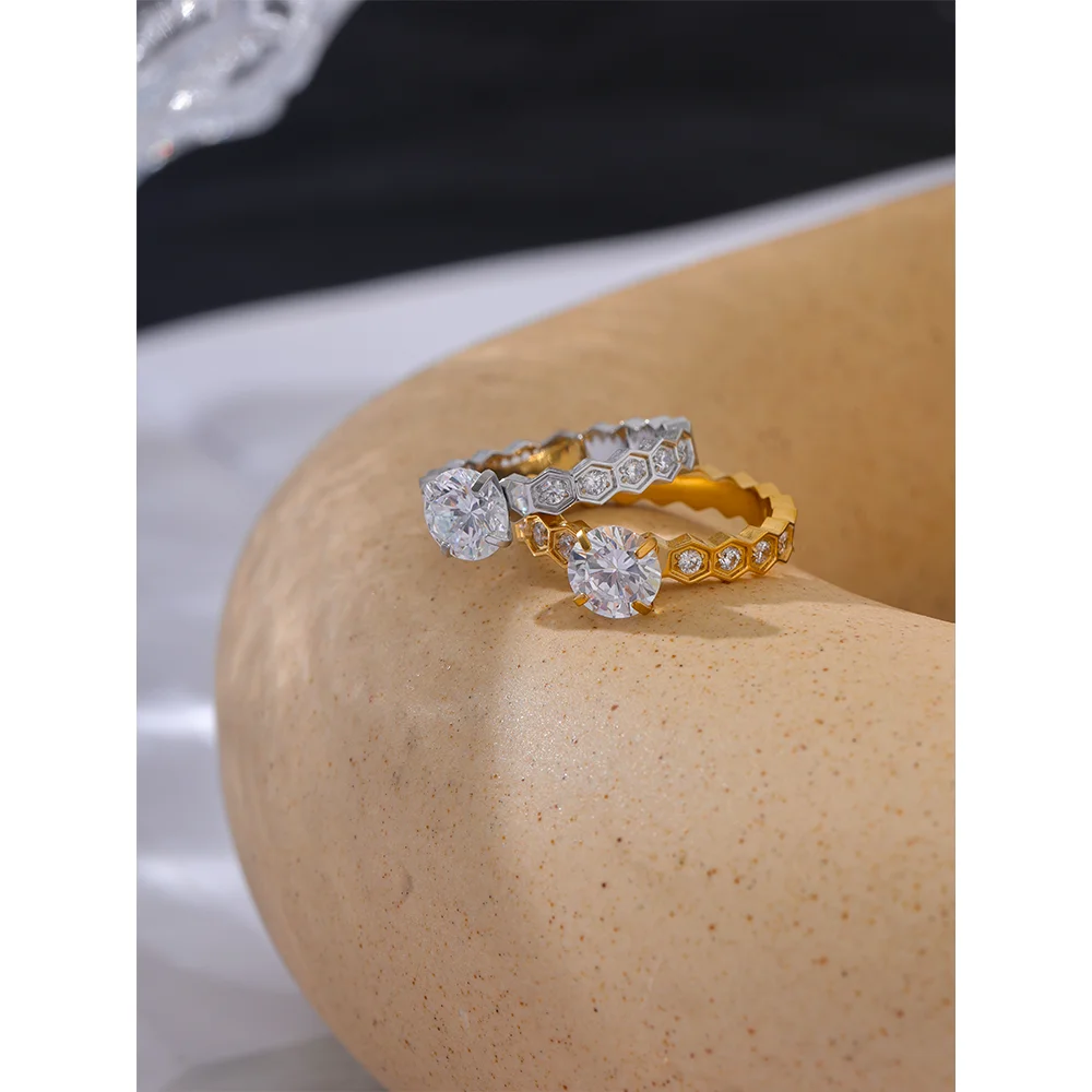 Tiffany Ring by Orliza