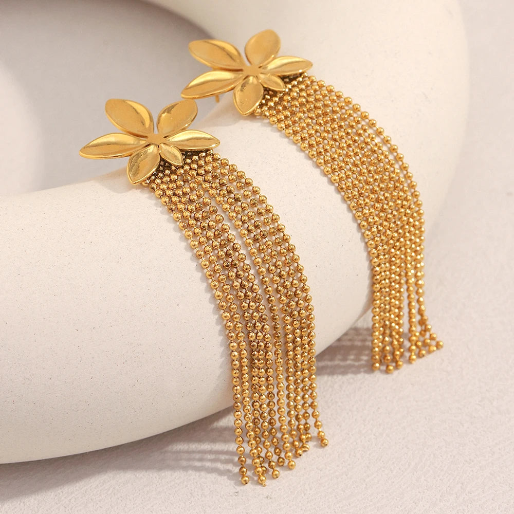 Cataleya Earrings by Orliza