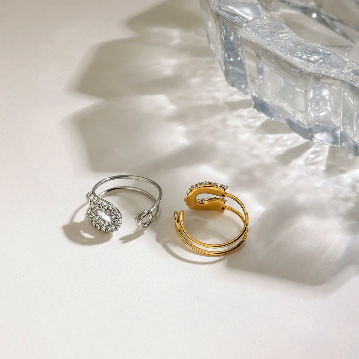 Julia Ring by Orliza