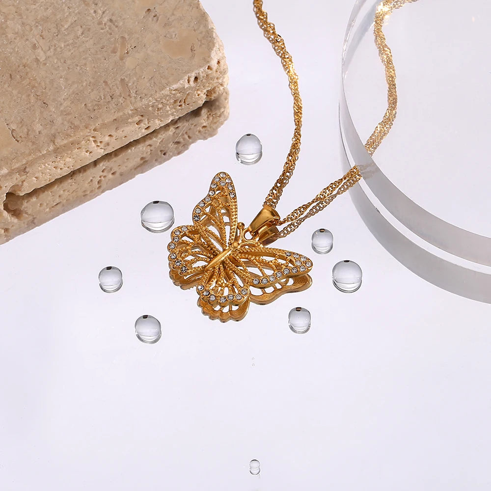 Celestia Necklace by Orliza