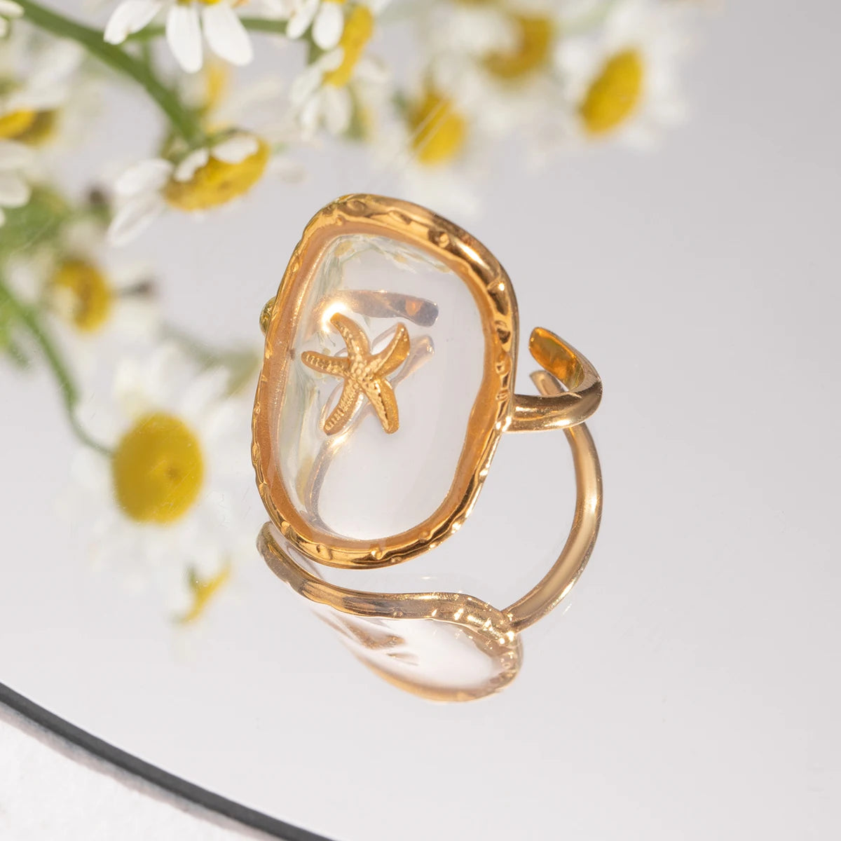 Wren Ring by Orliza