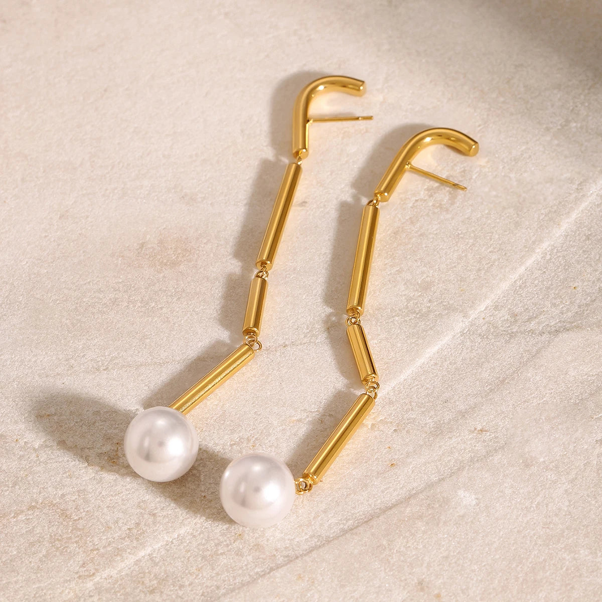 Valeria Earrings by Orliza