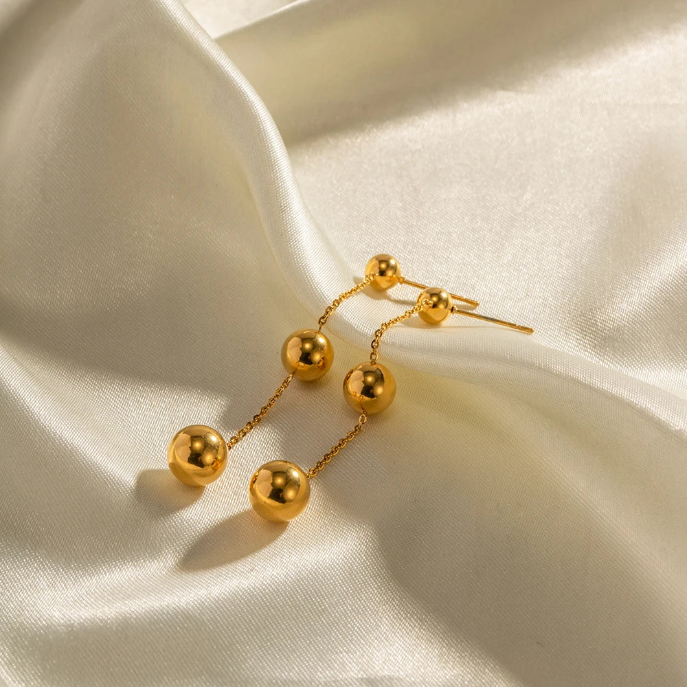 Mae Earrings by Orliza