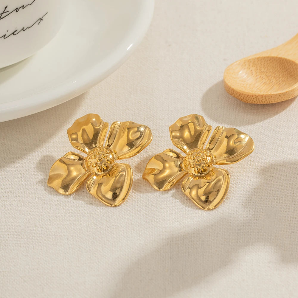 Willa Earrings by Orliza