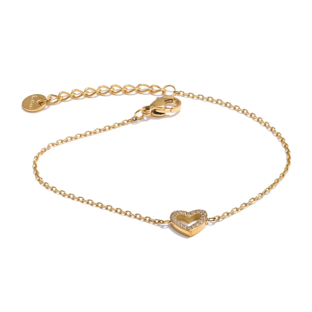 Kaeli Necklace by Orliza