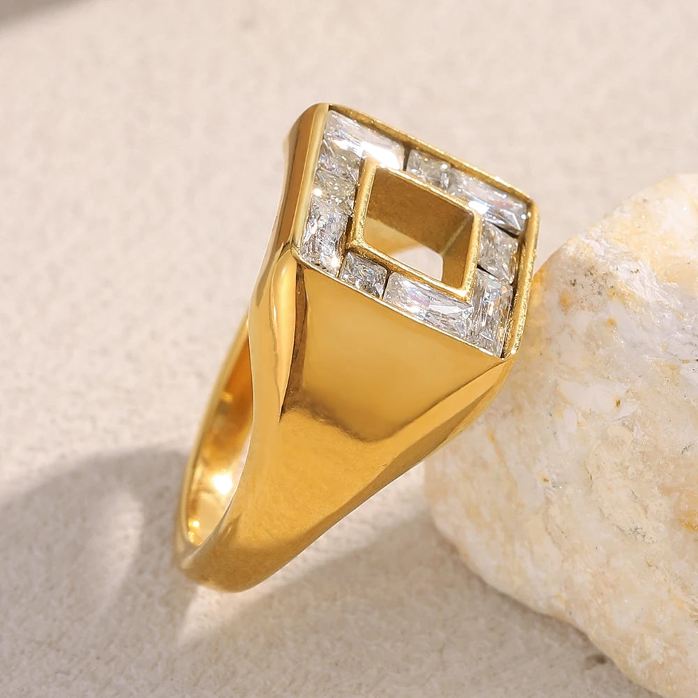 Amelie Ring by Orliza