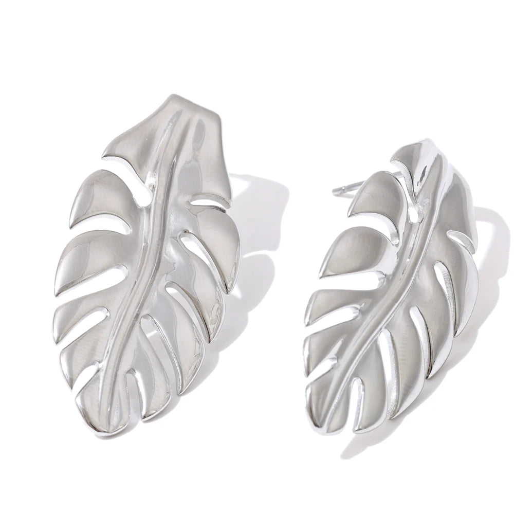 Cynthia Earrings by Orliza