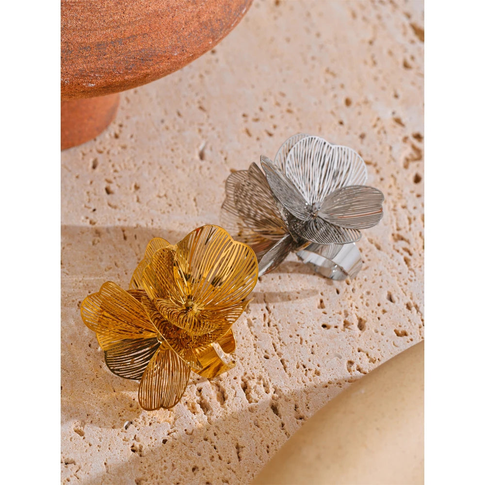 Luella Ring by Orliza