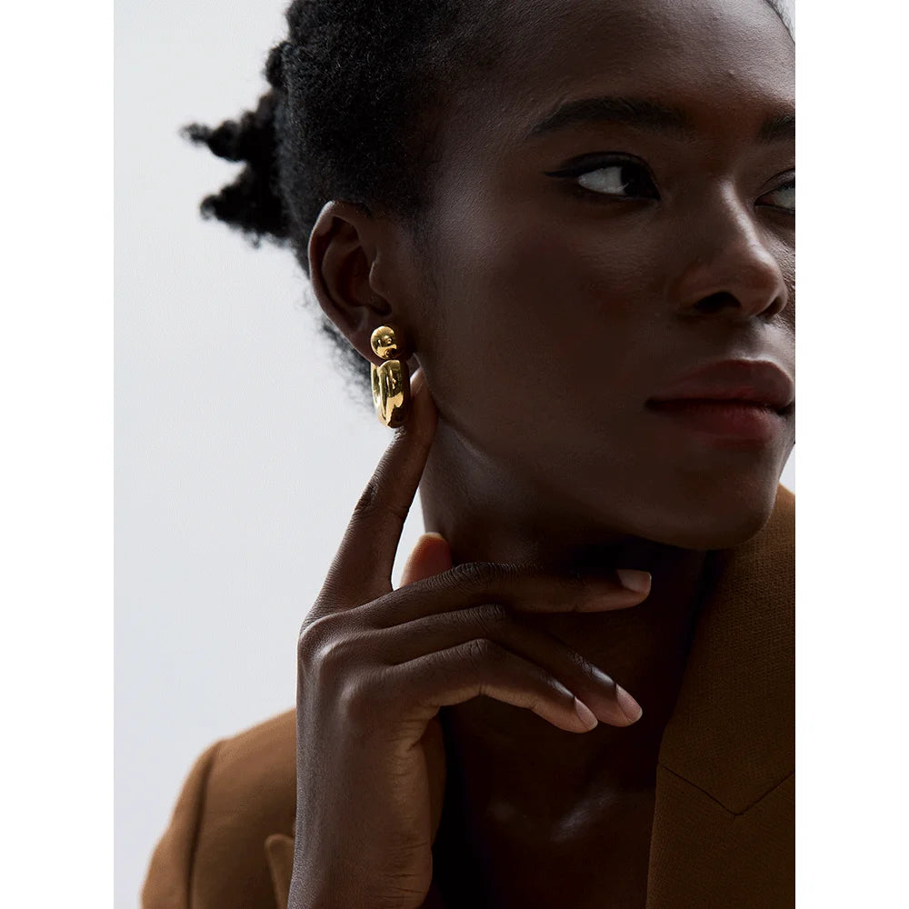 Aura Earrings by Orliza