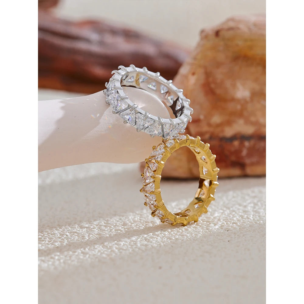 Iliana Ring by Orliza