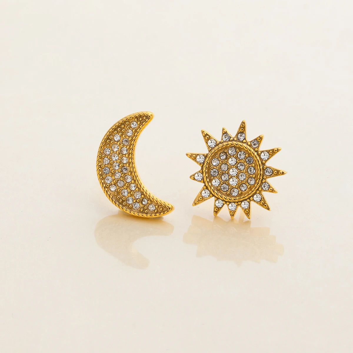 Melanie Earrings by Orliza