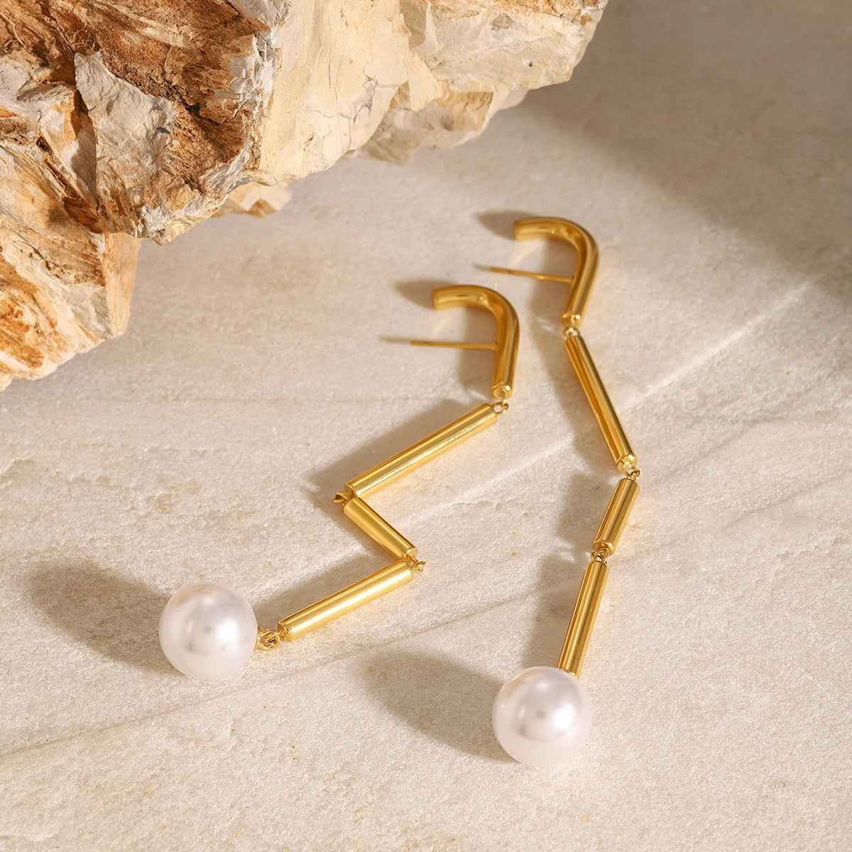 Valeria Earrings by Orliza