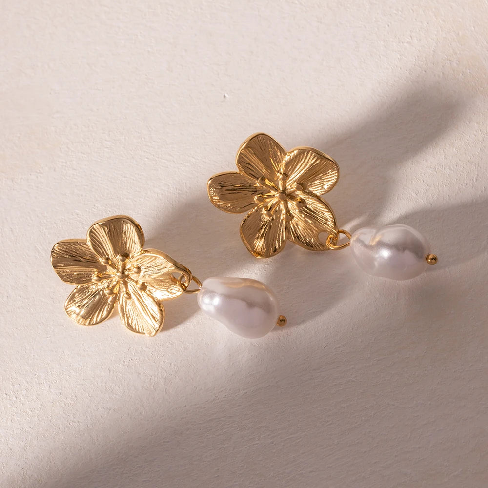 Fallon Earring by Orliza