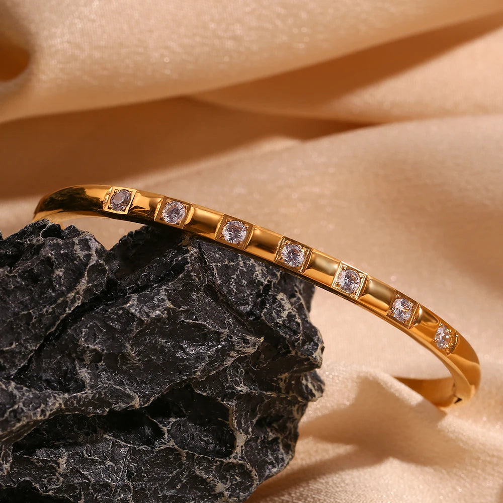 Palmer bracelet by Orliza