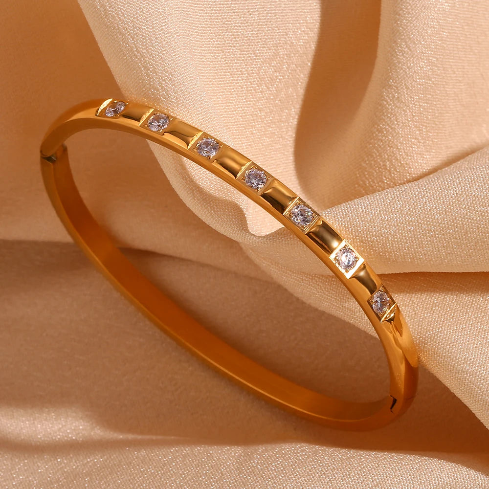 Palmer bracelet by Orliza