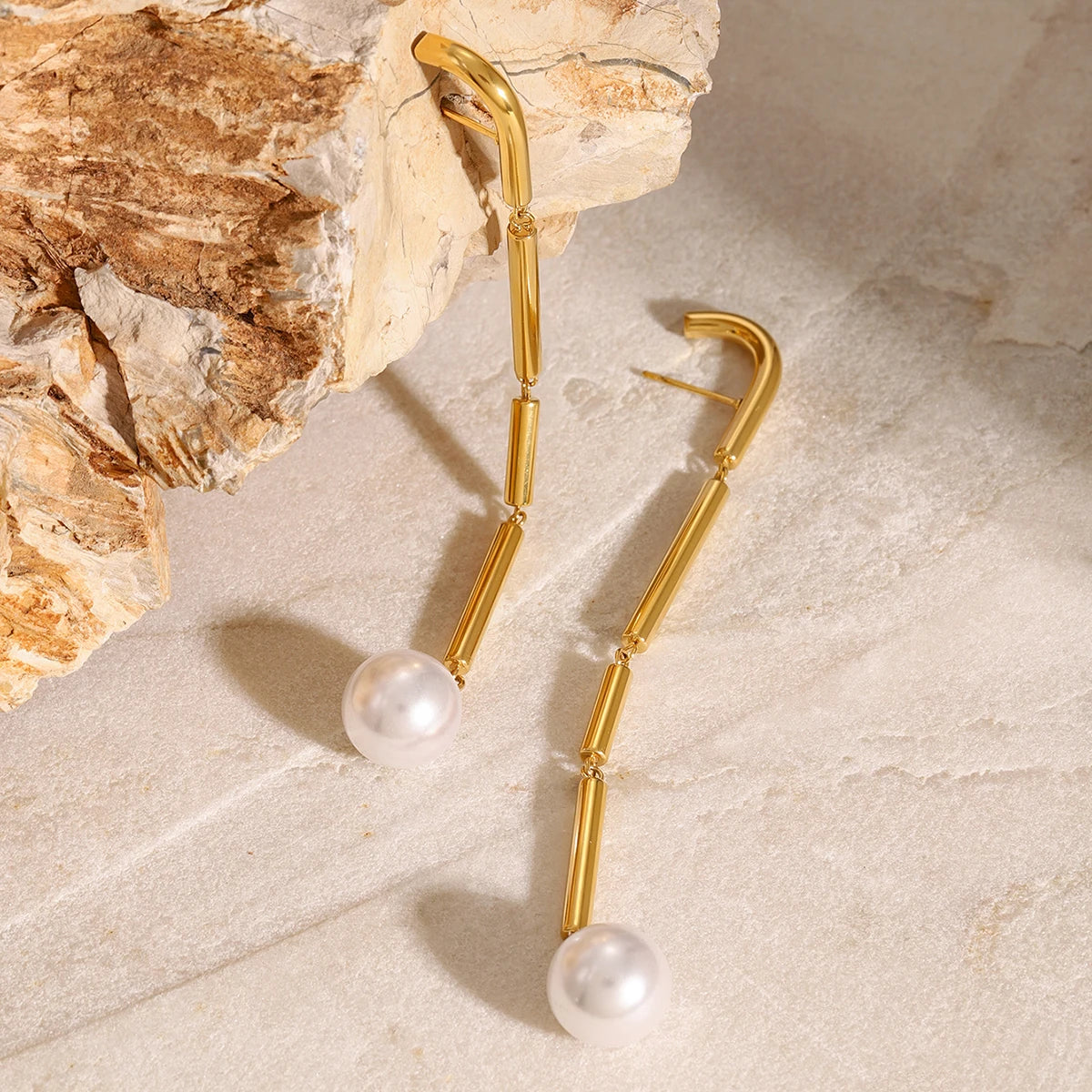 Valeria Earrings by Orliza